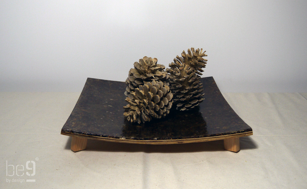 Square plateau with Pinecones on top frontal